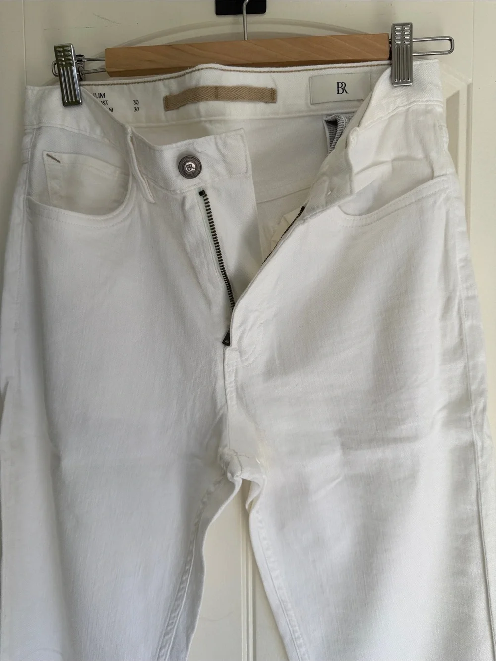 Banana Republic White Slim-Straight-Leg Men’s Linen Pants